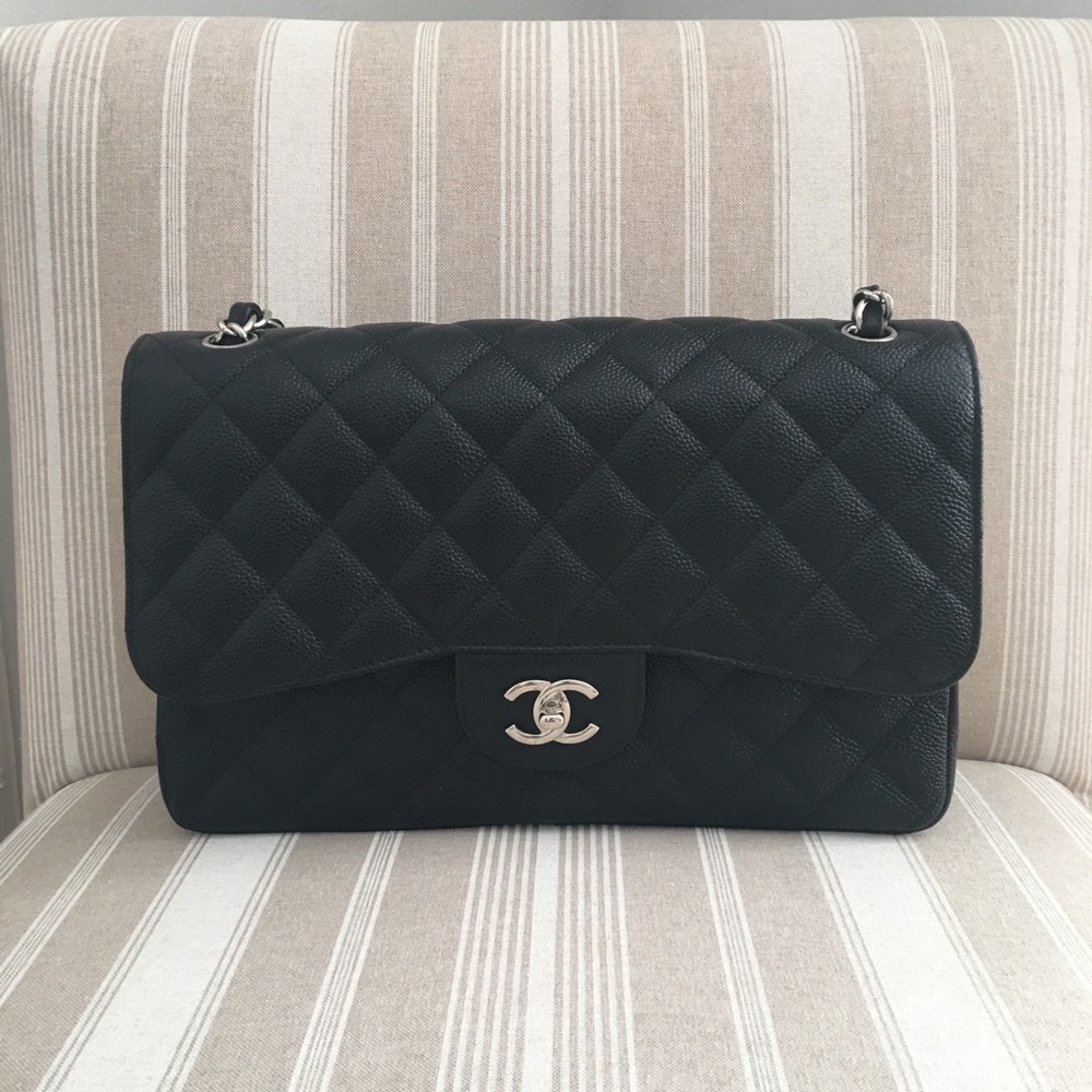 Chanel large classic handbag. Black. Original. New